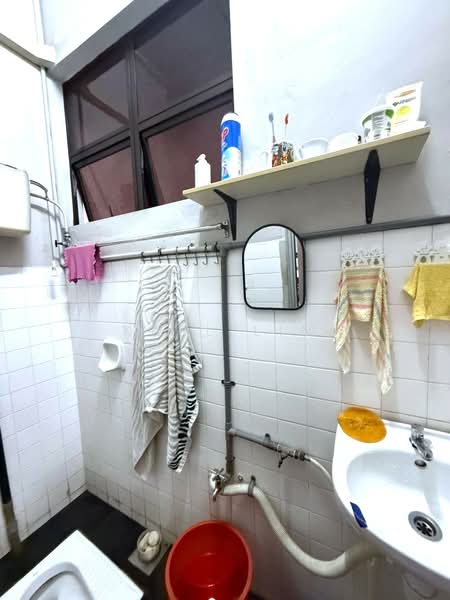 Rumah Teres 1 Tingkat untuk Dijual di Taman Daya (Johor Bahru) - Karl Lim - Bathroom - PropertyGuru.com.my