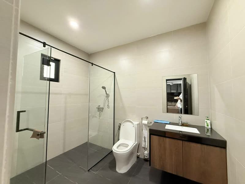 2.5-storey Terraced House for Sale in Taman Sutera Utama (Skudai) - Sky Khoo - Bathroom - PropertyGuru.com.my