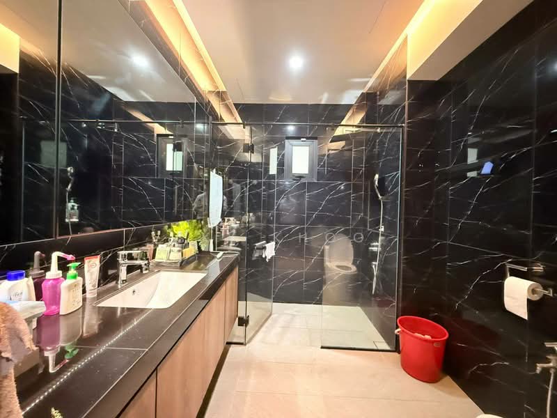2.5-storey Terraced House for Sale in Taman Sutera Utama (Skudai) - Sky Khoo - Bathroom - PropertyGuru.com.my
