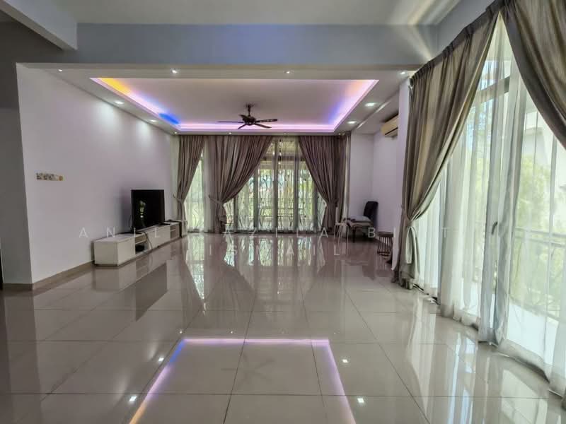 3-storey Terraced House for Rent in Denai Alam (Shah Alam) - Anil Fazila Binti Ismail - Living Room - PropertyGuru.com.my