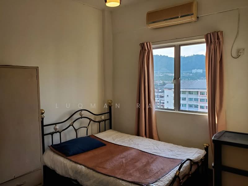 Pangsapuri untuk Dijual di Pandan Court - Luqman Ramli - Bedroom - PropertyGuru.com.my