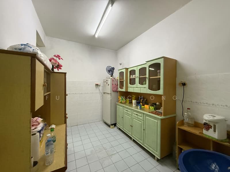 Terraced House for Sale in Johor Bahru (Johor) - Fu Heng Chong - Kitchen - PropertyGuru.com.my