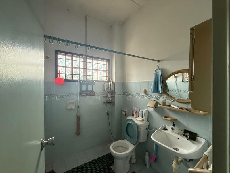 Terraced House for Sale in Johor Bahru (Johor) - Fu Heng Chong - Bathroom - PropertyGuru.com.my