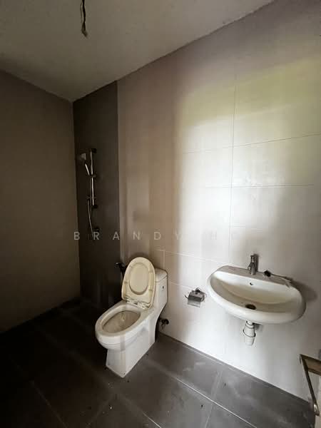 Condominium for Sale at Casa Green Condominium - Brandy Ho - Bathroom - PropertyGuru.com.my