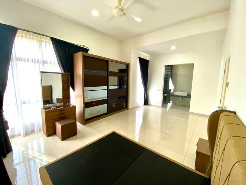 Semi-Detached House for Sale in Setia Ecohill (Semenyih) - Ewat Khairul - Bedroom - PropertyGuru.com.my