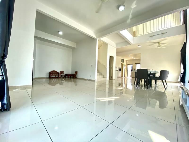 Semi-Detached House for Sale in Setia Ecohill (Semenyih) - Ewat Khairul - Living Room - PropertyGuru.com.my