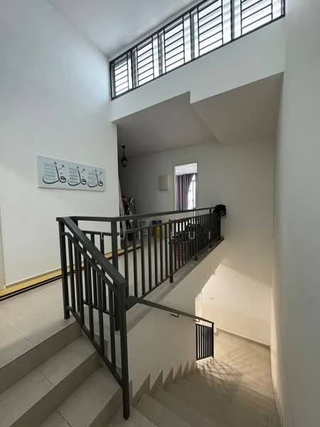 Terraced House for Sale in Kangkar Pulai (Skudai) - Lui Lui - Upstairs - PropertyGuru.com.my