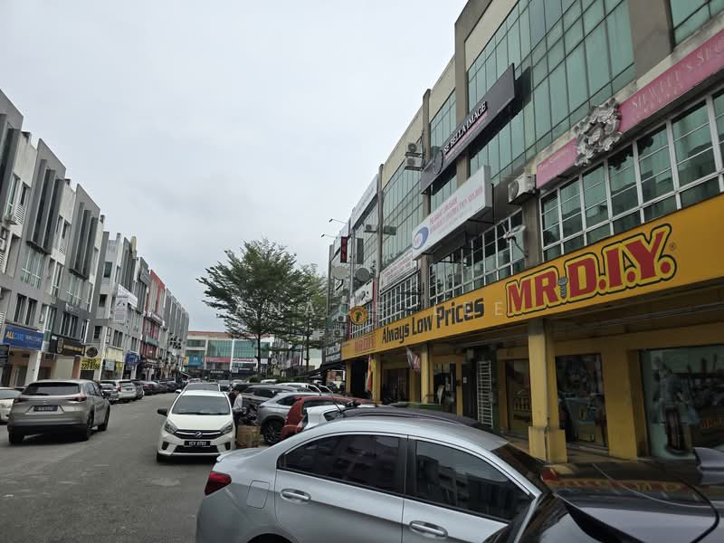 Shop / Office for Rent in Puchong (Selangor) - Danace Lee - Exterior - PropertyGuru.com.my