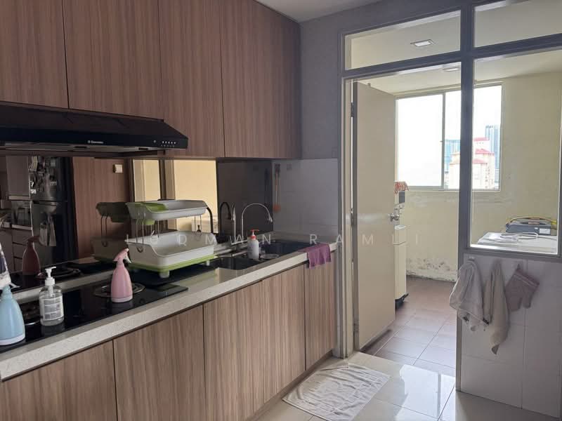Condominium for Sale at Platinum Lake PV 20 - Luqman Ramli - Kitchen - PropertyGuru.com.my