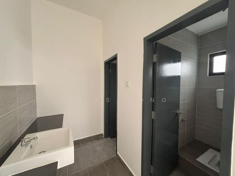 Shop / Office for Rent in Horizon Hills (Iskandar Puteri (Nusajaya)) - Lucas Wong - Bathroom - PropertyGuru.com.my