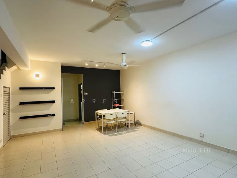 Rumah Teres 2 Tingkat untuk Disewa di Bukit Raja (Selangor) - Darren Chen - Living Room - PropertyGuru.com.my
