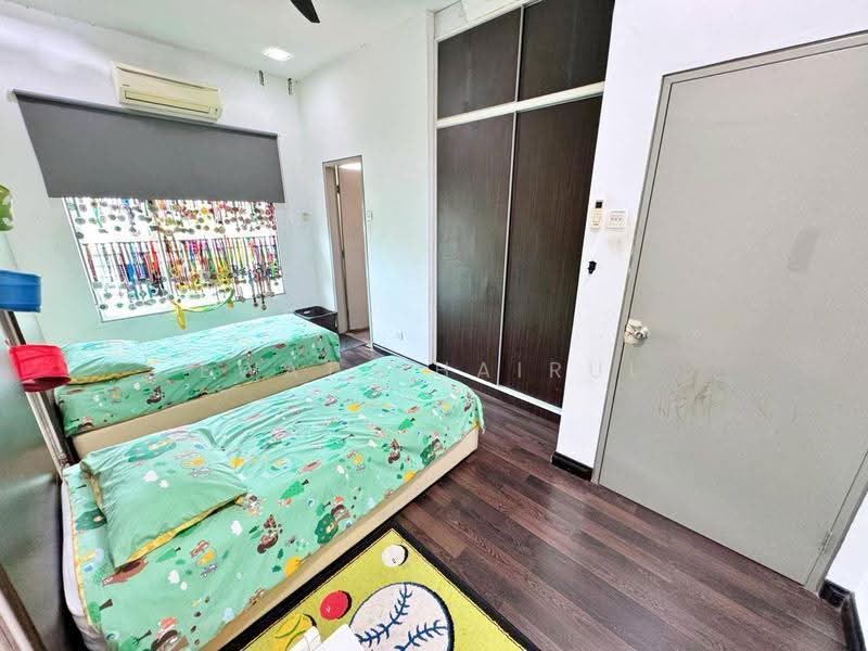 2-storey Terraced House for Sale in TTDI Grove (Kajang) - Ewat Khairul - Bedroom - PropertyGuru.com.my