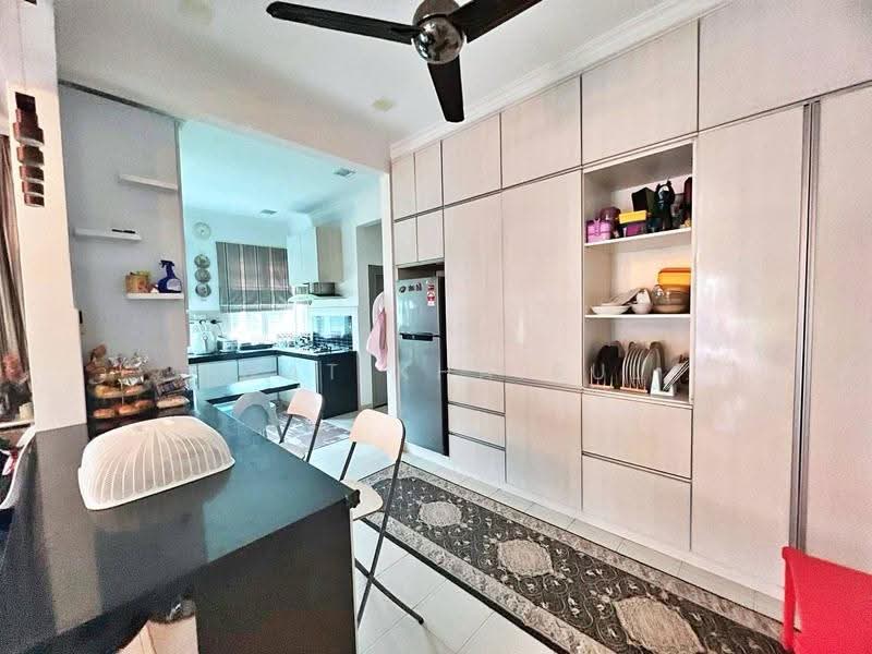 2-storey Terraced House for Sale in TTDI Grove (Kajang) - Ewat Khairul - Kitchen - PropertyGuru.com.my