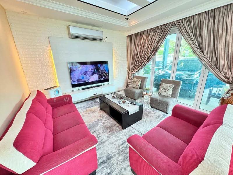 2-storey Terraced House for Sale in TTDI Grove (Kajang) - Ewat Khairul - Living Room - PropertyGuru.com.my