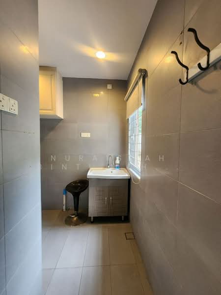 Bungalow for Sale in Bukit Jelutong (Shah Alam) - Nuraishah Binti Mohamed Azmi - Bathroom - PropertyGuru.com.my