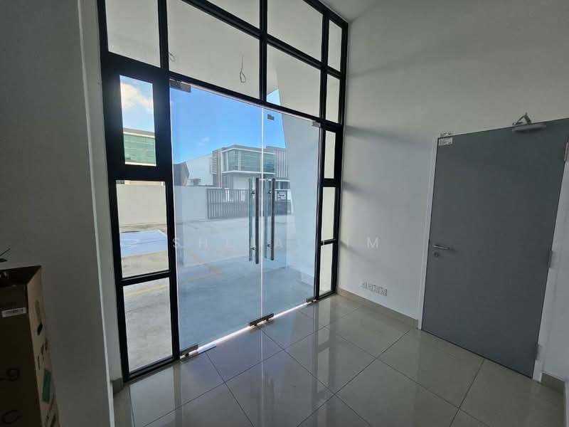 Cluster Factory for Rent in Ulu Tiram (Johor) - Shela Lim - Entrance - PropertyGuru.com.my