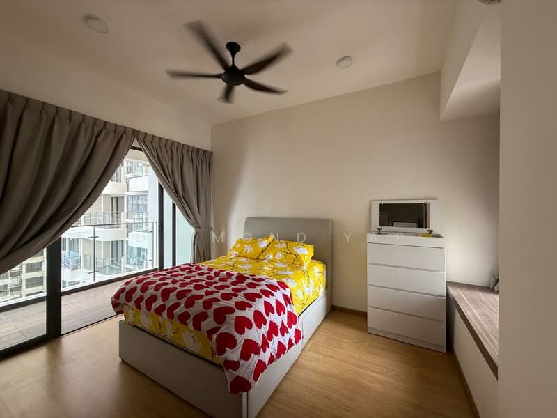 Condominium for Rent at Kings Bay @ Country Garden Danga Bay - Desmond Yap - Bedroom - PropertyGuru.com.my