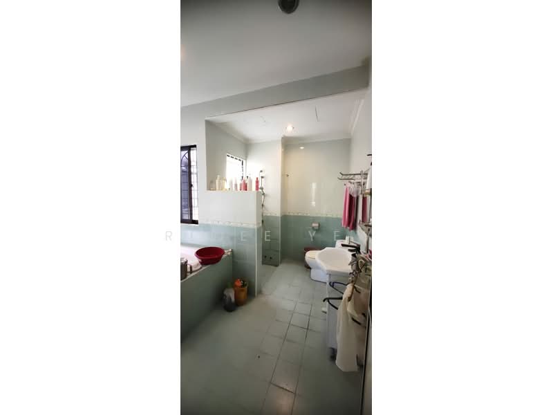 2-storey Terraced House for Sale in Alam Damai (Cheras) - Renee Yew - Bathroom - PropertyGuru.com.my