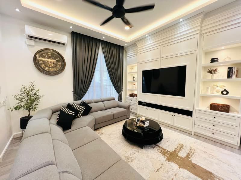 Cluster House for Sale in Eco Majestic (Semenyih) - Hawa Ibrahim - Living Room - PropertyGuru.com.my
