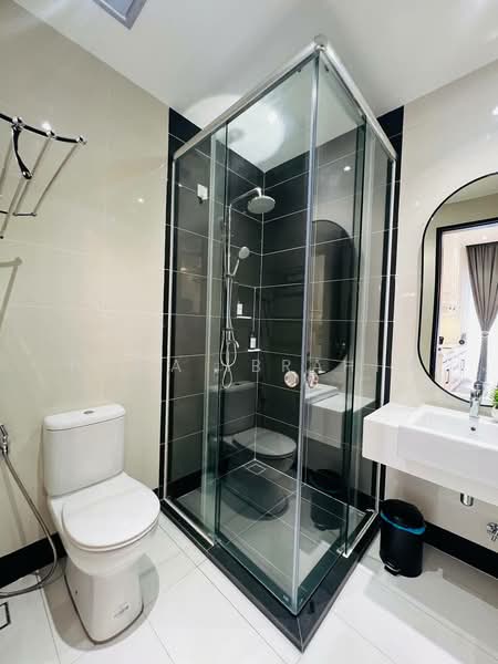 Cluster House for Sale in Eco Majestic (Semenyih) - Hawa Ibrahim - Bathroom - PropertyGuru.com.my