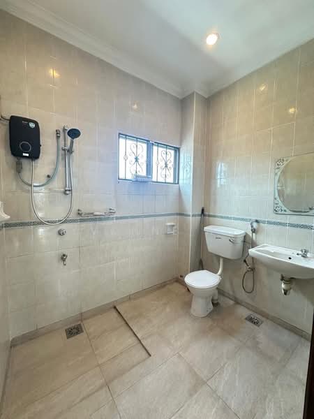 2-storey Terraced House for Rent in Taman Impian Emas (Skudai) - Yvonne Ng - Bathroom - PropertyGuru.com.my