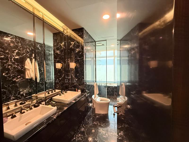 Servis Apartment untuk Disewa di Four Seasons Place - Adrian Ng - Bathroom - PropertyGuru.com.my