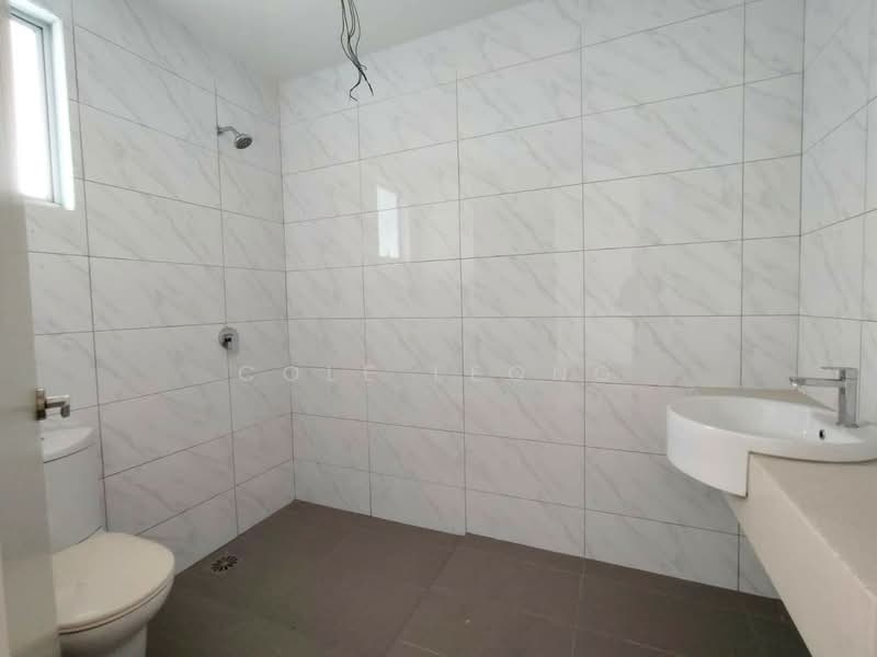 Cluster House for Sale in Kajang (Selangor) - Cole Leong - Bathroom - PropertyGuru.com.my