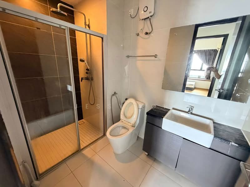 Condominium for Rent at Royal Strand @ Country Garden Danga Bay - Jessy Koh - Bathroom - PropertyGuru.com.my