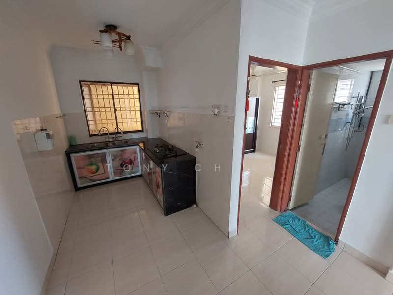 Condominium for Sale at Serina Bay - Tony Cheah - Kitchen - PropertyGuru.com.my