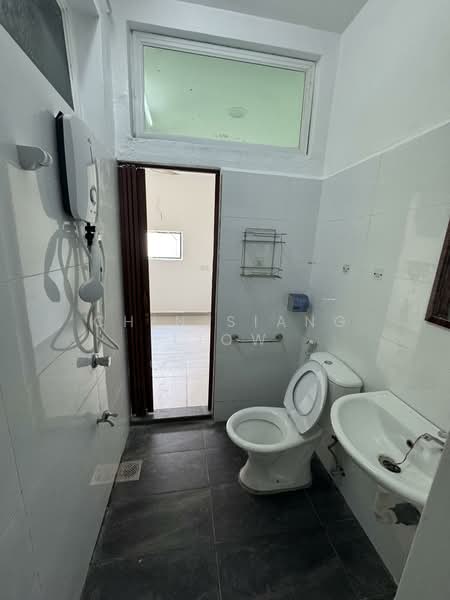 2-storey Terraced House for Sale in Taman Belimbing Harmoni (Durian Tunggal) - Chin Siang Liow - Bathroom - PropertyGuru.com.my