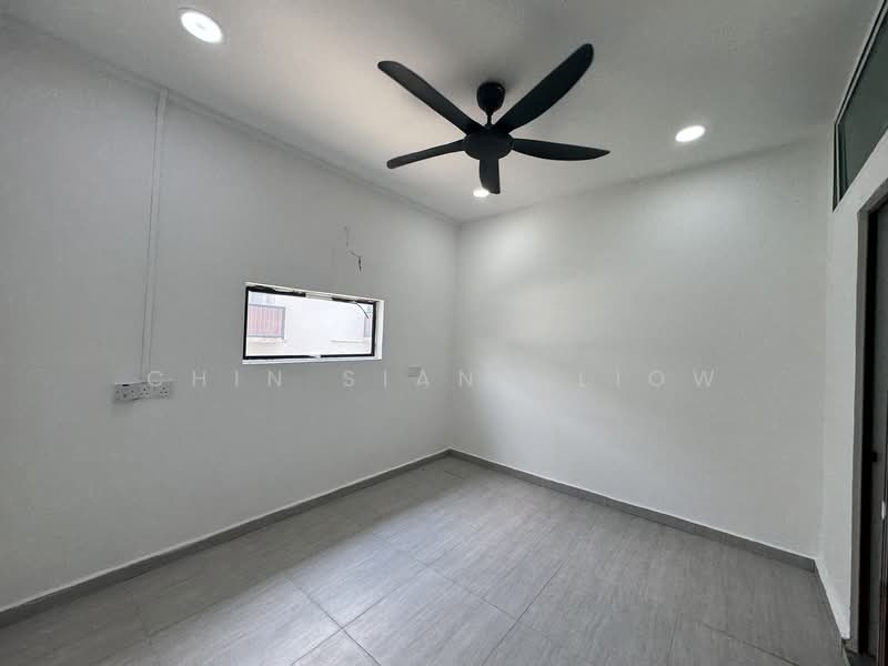 2-storey Terraced House for Sale in Taman Belimbing Harmoni (Durian Tunggal) - Chin Siang Liow - Interior - PropertyGuru.com.my