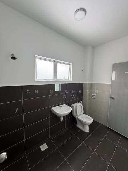2-storey Terraced House for Sale in Taman Belimbing Harmoni (Durian Tunggal) - Chin Siang Liow - Bathroom - PropertyGuru.com.my