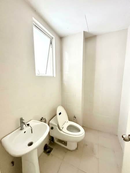 Service Residence for Sale at Subang Olives Residence - Joe Chan - Bathroom - PropertyGuru.com.my