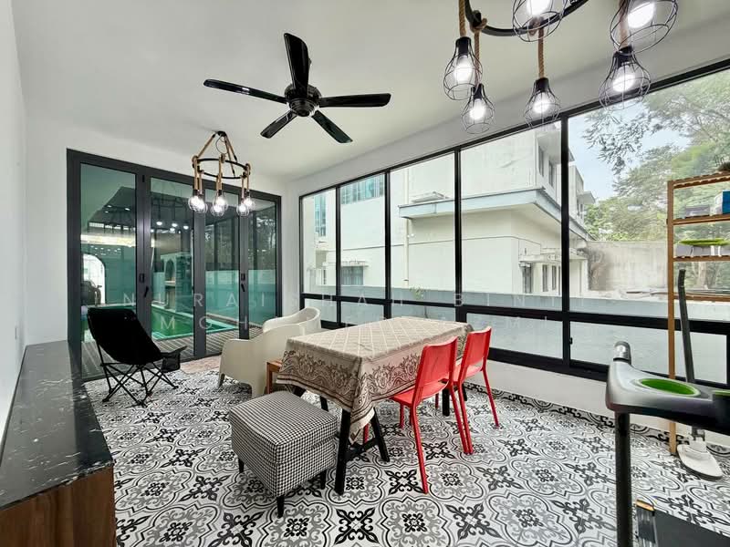 Bungalow for Sale in Kajang (Selangor) - Nuraishah Binti Mohamed Azmi - Dining Room - PropertyGuru.com.my