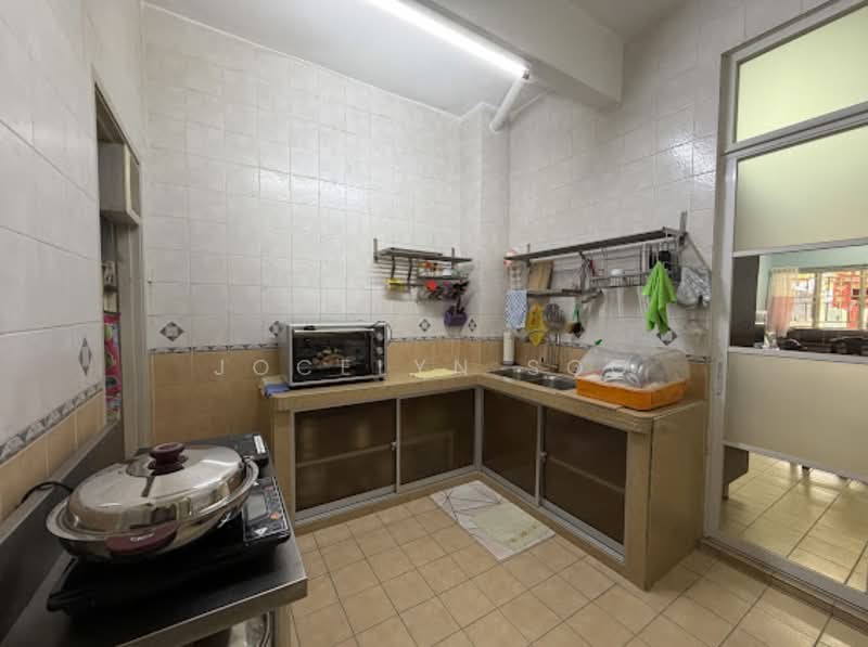 Townhouse for Sale in Taman Lagenda Mas (Cheras) - Jocelyn Soo - Kitchen - PropertyGuru.com.my