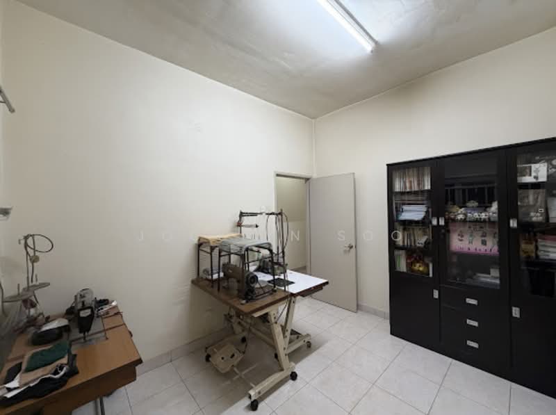 Townhouse for Sale in Taman Lagenda Mas (Cheras) - Jocelyn Soo - Study - PropertyGuru.com.my