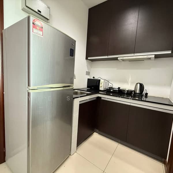 Condominium for Rent at Bay Resort Condominium - Yee Sze Chai - Kitchen - PropertyGuru.com.my