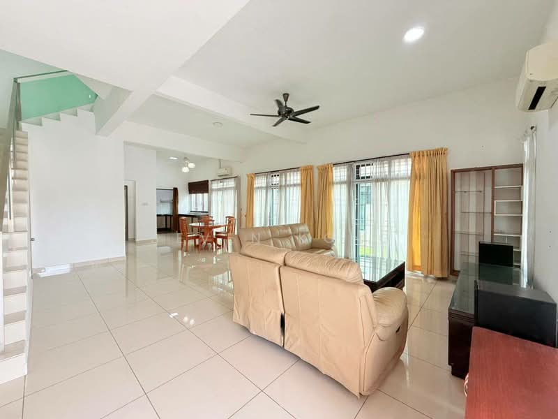 Rumah Kluster untuk Dijual di Skudai (Johor) - Seven Kong - Living Room - PropertyGuru.com.my