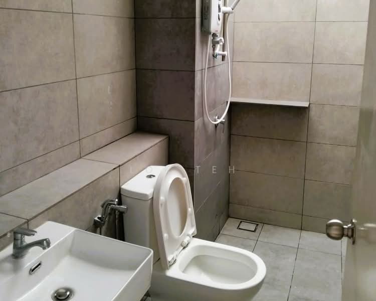 2-storey Terraced House for Rent in TAMAN PUCHONG UTAMA (Puchong) - Lok Teh - Bathroom - PropertyGuru.com.my