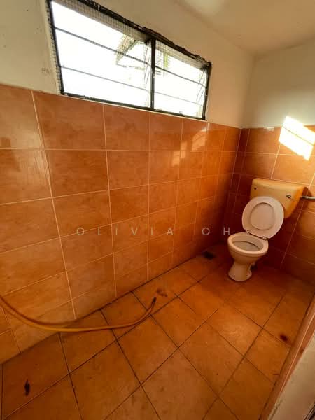 2-storey Terraced House for Sale in Taman Desa Rasah (Rasah) - OLIVIA OH - Bathroom - PropertyGuru.com.my