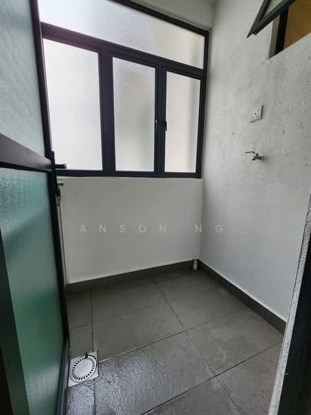 Servis Apartment untuk Disewa di KL Traders Square - Anson Ng - Balcony - PropertyGuru.com.my