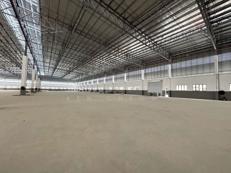 Detached Factory for Rent in Taman Perindustrian Senai (Senai) - Ken Cheow - Interior - PropertyGuru.com.my