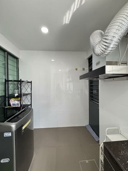 2-storey Terraced House for Rent in Seremban (Negeri Sembilan) - Wong Shuh Chuen - Kitchen - PropertyGuru.com.my