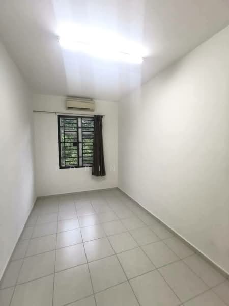 2-storey Terraced House for Sale in Taman Scientex Utama (Senai) - Robin Lim - Interior - PropertyGuru.com.my