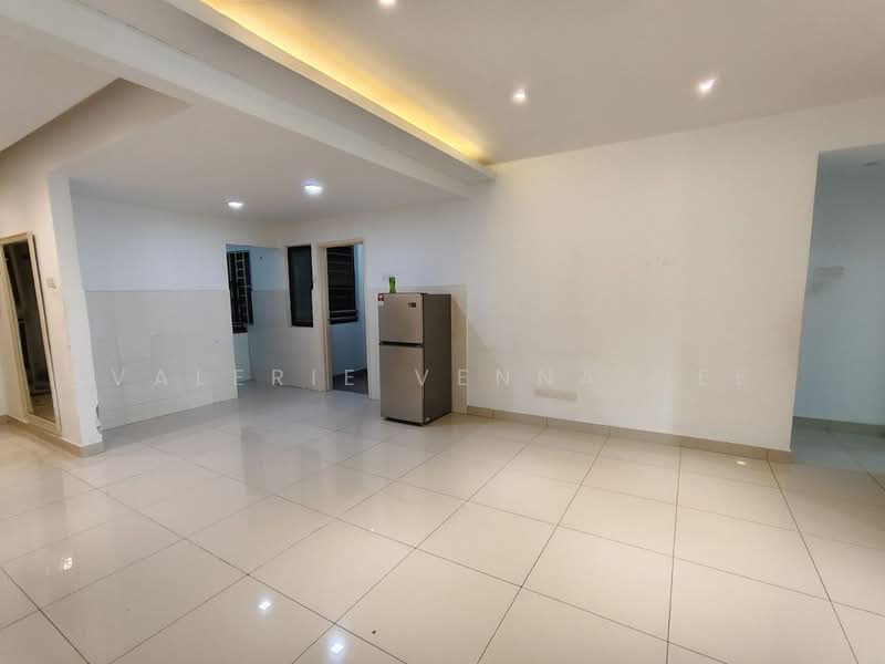 Condominium for Rent at Atmosfera Kondominium - Valerie Venna Hee - Living Room - PropertyGuru.com.my