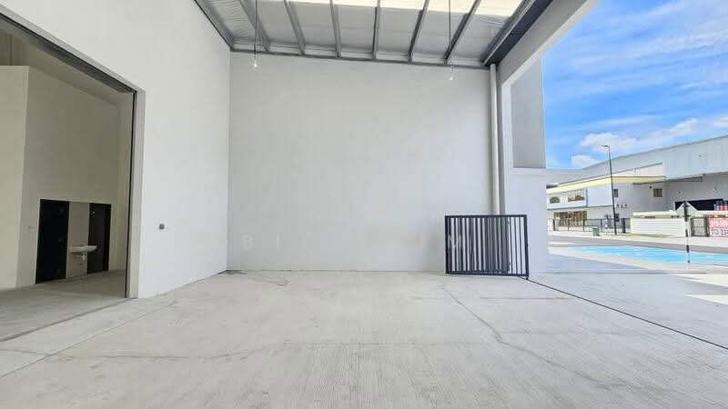 Warehouse for Rent in Eco Business Park V (Puncak Alam) - Bill Lim - Exterior - PropertyGuru.com.my