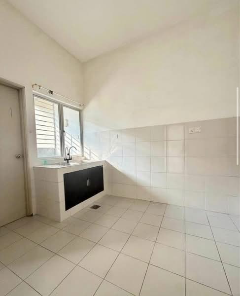 2-storey Terraced House for Sale in Bandar Bukit Raja (Klang) - Jeson Lim - Kitchen - PropertyGuru.com.my