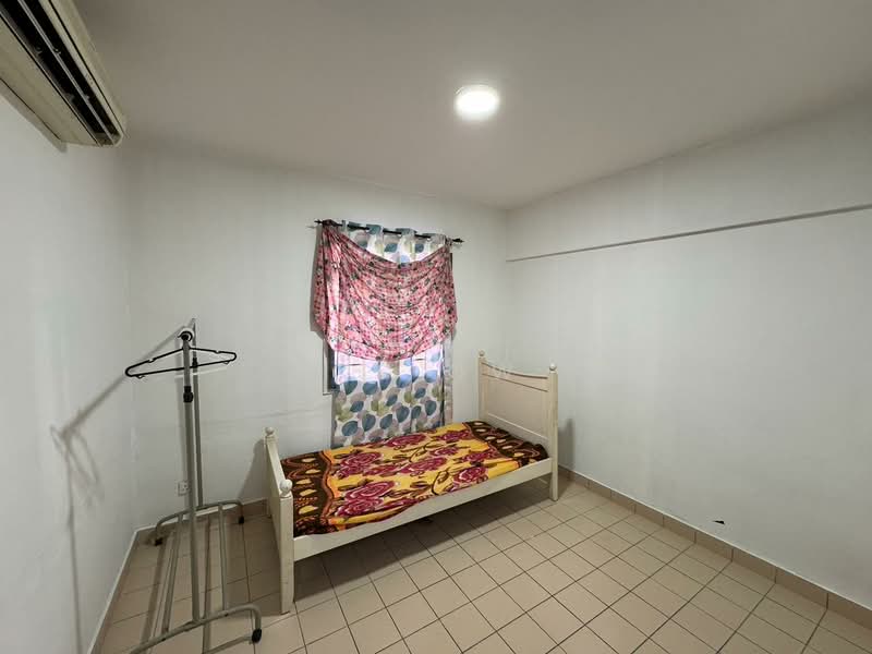 Kondominium untuk Disewa di Perdana Exclusive - CS OW - Bedroom - PropertyGuru.com.my