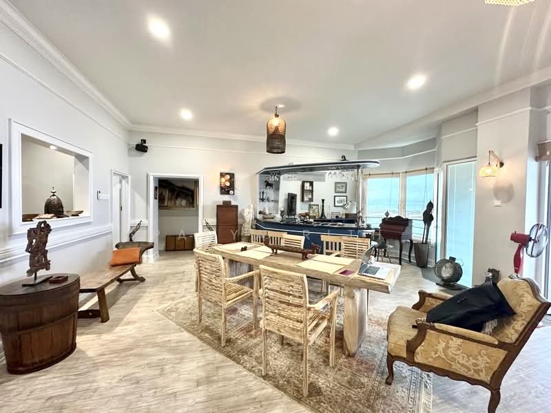 Kondominium untuk Dijual di Silverton Condominium - Panya Rith - Living Room - PropertyGuru.com.my