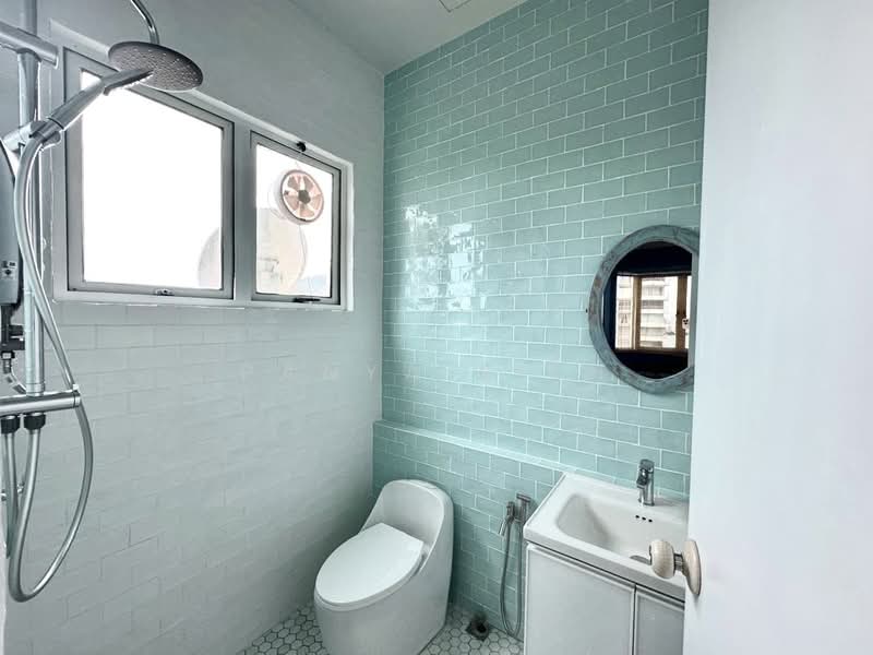 Kondominium untuk Dijual di Silverton Condominium - Panya Rith - Bathroom - PropertyGuru.com.my